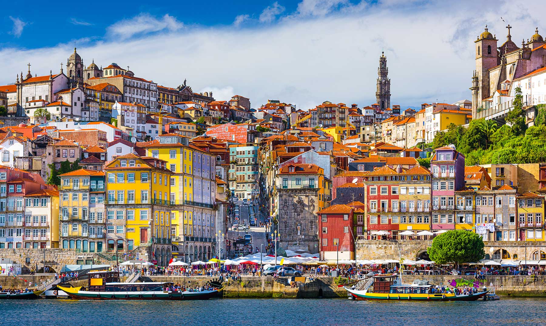 edificios de colores en Oporto